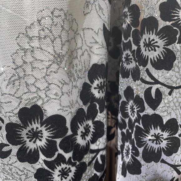 Satin Black and White Dress - Picture 3 of 6